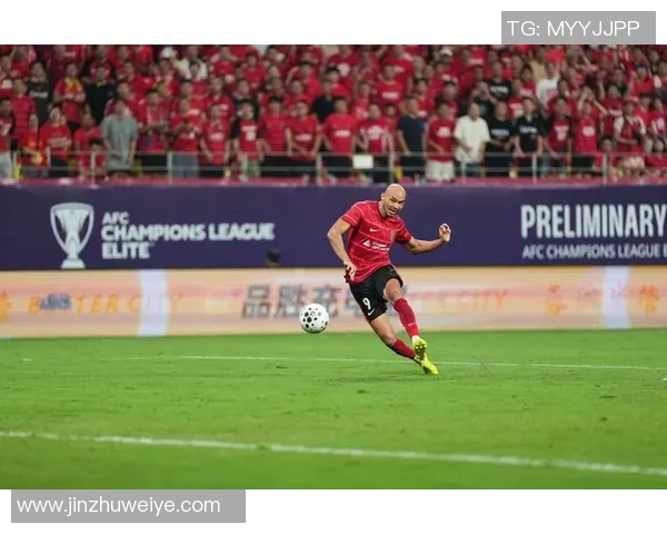 成都足球队进攻战术全解析深度剖析球队战斗力与胜利之道 成都足球队进攻战术全解析深度剖析球队战斗力与胜利之道