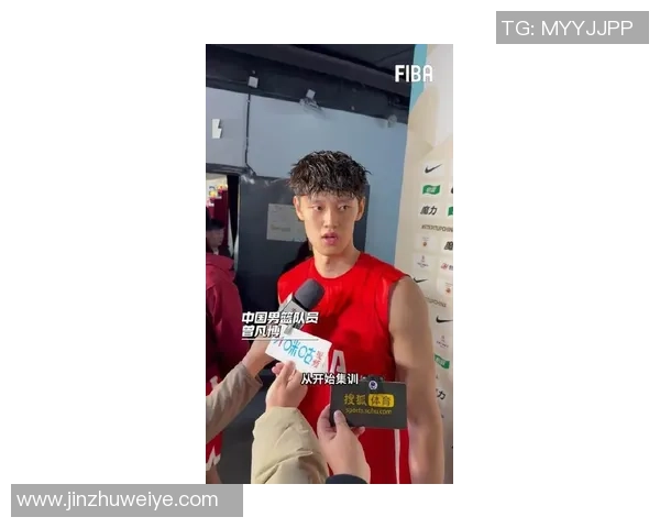 曾凡博的篮球之路：从青涩少年到职业赛场的蜕变与挑战